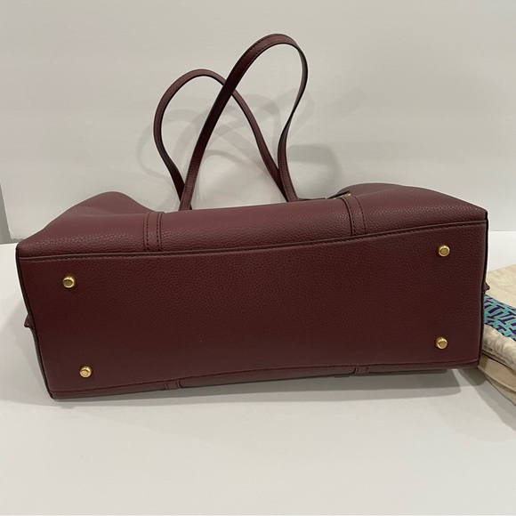 Tory Burch Burgundy Tote Bag - Picture 9 of 14